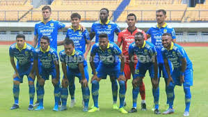 Jadwal liga 1 2020 terbaru resmi dirilis, termasuk jadwal lengkap persib bandung. Persib Bandung Sudah Siapkan Jersey Anyar Untuk Liga 1 2021 Indosport