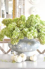 Browse 1,772 centerpieces traditional dining on houzz you have searched for centerpieces traditional dining photos and this page displays the best picture matches we have for centerpieces traditional dining photos in august 2021. Dining Room Table Centerpiece Ideas Stonegable