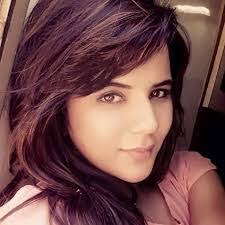 Annie Gill's Instagram, Twitter & Facebook