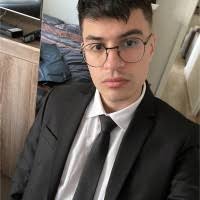 50+ perfiles de «Alex Baeza»