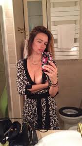 pink.rs | EKSPLICITNIJE NE MOŽE BITI! Pevačica ponovo u žiži skandala:  Pogledajte NOVE PORNO FOTKE Severine Kojić! (FOTO 18+)