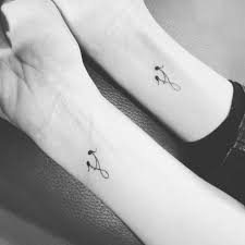 Mother Daughter Tattoo Pic By Blazinghandtattoos Tiny Tattoos Design Tattoos For Daughters Mother Tattoos Sister Tattoos