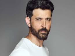 Hrithik Roshan S War Haircut Trends With Celebs And Fans Hindi Movie News Times Of India Yash raj films brings respite in this regard in the form of war, one of the most anticipated flicks of the year. hrithik roshan s war haircut trends