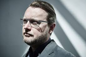 Apple store engineer designs hingeless eyewear for Freigeist