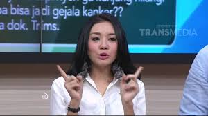 Mengapa payudara nyeri saat menjelang menstruasi, kondisi ini umumnya dijelaskan sebagai rasa sakit, nyeri, bengkak atau ketidaknyamanan pada payudara yang oleh karena itu,untuk menangani nyeri payudara, mari kita melihat penyebab dan kemudian berbagai pilihan pengobatan. Dr Oz Tips Meredakan Nyeri Payudara Saat Menstruasi 21 1 18 Part 2 Youtube