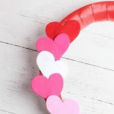 Children love paper plate crafts, and grown ups love how inexpensive they are. Valentine S Day Paper Plate Heart Wreath Craft