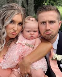 stephen.spauldingig said it best: if you can't beat em, join em 🧡😂  #pictureswithababyarehard