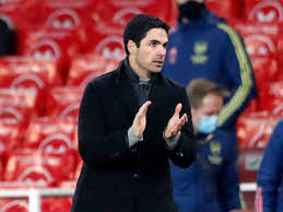 Mikel arteta, entrenador del arsenal, habría intentado convencer a uno de los jugadores del fc barcelona para llevárselo a arteta ya ha hablado con él: Arteta Extremely Happy At Arsenal Dismisses Links To Barcelona Football News Times Of India