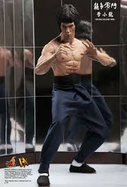 Enter The Dragon Bruce Lee 1 6th Scale Collectible Figure Bruce Lee Hot Toys Bruce Lee Action Figure