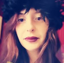 Annika Rush's Instagram, Twitter & Facebook