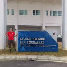 (feb news) dari departemen ilmu ekonomi, fakultas ekonomi dan bisnis universitas airlangga, kuliah tamu ekonomi internasional, dengan tema shipping Faculty Of Economics And Business Fakulti Ekonomi Dan Perniagaan 5 Tips