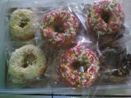 Pasalnya, selain rasanya enak dan cara membuat yang sederhana, bahan yang dibutuhkan terbilang ekonomis sehingga cocok untuk jualan. Resep Cara Membuat Donat Kentang Harga 1000