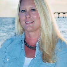 Jamie Adkisson's Instagram, Twitter & Facebook