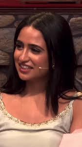 Mandy Gill's Instagram, Twitter & Facebook