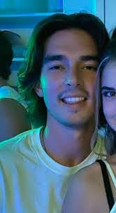 Aaron Monds's Instagram, Twitter & Facebook