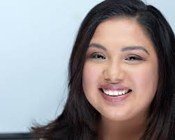 hola-aveda-photographers-join-forces-to-give-women-family-portraits