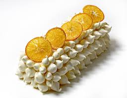 Aube Enneigee Glace Vanille De Tahiti Et Sorbet Jus De Clementine Meringues Croquantes Aux Zestes De Clemen Buche De Noel Dessert Noel Buche De Noel Originale