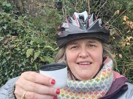 Can someone give me a bike tour of local sights?