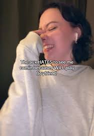 My family and friends are so tired of me doing this LOLL #fypシ #justin...