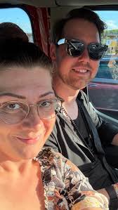 Das schafft nur Live-Musik ❤️ Bei welchem Konzert konntest du Dich zuletzt  so richtig in die Musik fallen lassen? 🎶 #konzerte  #konzertemachenglücklich #livemusik #dasmädchenausdererstenreihe #fangirl  #fangirlmoment