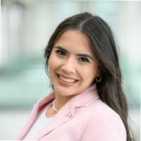 Karen Estrada's Instagram, Twitter & Facebook