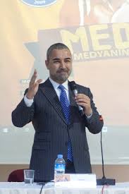 2006 yılında tv net'de çalışmaya başalyan ateş, burada ana haber bülteni sunuculuğunun yanı sıra kürşat bumin ve. Veyis Ates Ø¹Ù„Ù‰ ØªÙˆÙŠØªØ± Medyad Baskani Okancaliskan33 Kardesimin Vesilesiyle Misafir Oldugum Mersin Toros Universitesi Ndeki Konferansdan Kareler Torosuniversitesi Mersin Https T Co Yzy1mdeufg