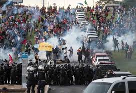 Greve dos caminhoneiros em 2018. Jpehgrvzqjo5dm