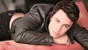 Teen Wolf Saison 5: Ryan Kelley évoque la relation entre Parrish et Lydia! 