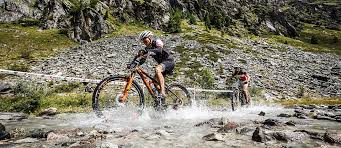 Annoncé comme étant des favoris de la mascareignes, le savoyard alexis sevennec a réussi la performance de s'imposer en 7h44'55 sur la plus courte des courses du grand raid malgré son inexpérience sur la distance, lui qui affectionne plutôt les. Grand Raid Bcvs Grand Raid Bcvs