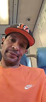 Who is going to the Sunday game in Cleveland, OH?