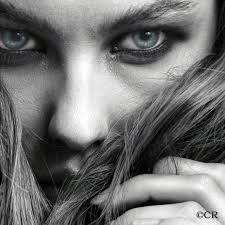 Nevada Connection di Don Winslow: le indagini di Neal Carey tra fanatismo e  violenza.