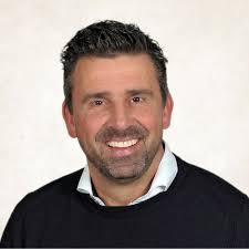 Daniel Janssen's Instagram, Twitter & Facebook