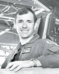 Fundraiser hosts former Navy pilot for 'Top Gun' Q&A