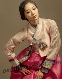 Traditional Korean dress: Hanbok (25 photos)
