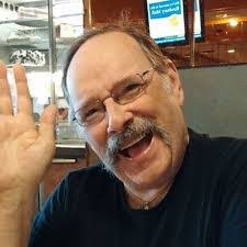 Robert Mccomas's Instagram, Twitter & Facebook