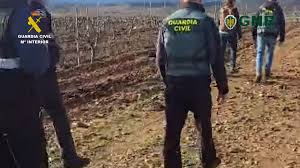 Ministerio del Interior | Guardia Civil, Inspección de Trabajo de la  Seguridad Social y Guarda Nacional Republicana de Portugal (GNR):  Dispositivo conjunto para prevenir la explotación laboral en explotaciones  agrícolas de Navarra