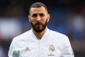 In the game fifa 21 his overall rating is 89. Karim Benzema 2021 2022 Top 42 Excellent Backgrounds