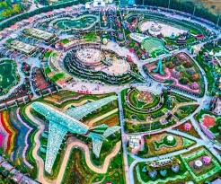 Dubai Miracle Garden The Largest Natural Flower Garden In The World Visit My Sait For More Information In 2020 Miracle Garden Dubai Garden Dubai