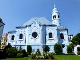 File:Kostol svatej Al?bety Blue Church Bratislava Slovakia - panoramio.jpg - Wikimedia Commons