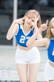 This Idol Garners Attention With Her Slim Figure Cosmic Girls Kpop Girls Cheerleading Outfits