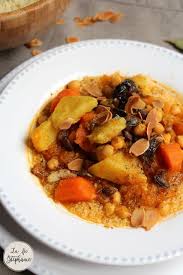 Tajine De Legumes D Automne Ou Comment Mettre De La Bonne Humeur Dans Son Assiette La Fee Stephanie Tajine Legumes Tajine Vegetarien Tajine