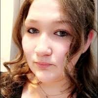 Leanne Fleming's Instagram, Twitter & Facebook