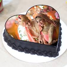 Heart shaped cakes for birthday & anniversary are extremely popular these days. Heart Shaped Cake Online Heart Shaped Cakes Delivery Myflowertree