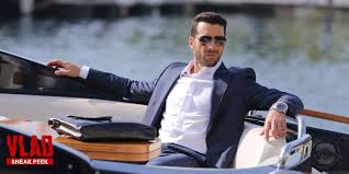 Serialul este programat de la ora 20.30, fiind urmat de noul sezon masterchef, programat de la ora 22.30. Vlad Episodul 2 Online Online Fictional Characters Character