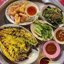 Hidangan ikan bakar ini dapat kamu sajikan sebagai menu akhir 2. Api Api Ikan Bakar Kuala Perlis Photos Perlis Perlis Malaysia Menu Prices Restaurant Reviews Facebook