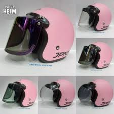 Bagian tersebut meliputi badan helm dan juga kaca yaitu pelepasan kaca helm dari bodi dan juga pelepasan kaca helm dari pet atau topi kaca yang merupakan bagian kaca helm yang akan. Beli Helm Bogo Pastel Pink Doff Bogo Jpn Kaca Flat Datar Cembung Seetracker Indonesia