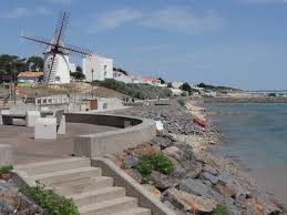 Le Moulin Et Le Port De Jard Sur Mer En Vendee Vendee France Jard Sur Mer Vendee