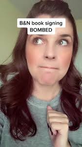 Did I mention the creep took a PICTURE of me? #crownofroses #thefaevensaga  #barnesandnoble #booksigning #bust #whyarepeoplelikethis #neveragain  #authorsoftiktok #authortok #romanceauthor #dobetter