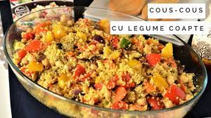 Adaugam pieptul de pui taiat fasii si sucul de rosii. Cous Cous Cu Legume Coapte Youtube