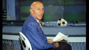 Jun 20, 2021 · luis del sol, ex calciatore 'leggenda' del betis siviglia, ma anche protagonista con le maglie del real madrid, della juventus e della roma, è morto oggi all'età di 86 anni. E Morto Gianfranco De Laurentiis Volto Storico Di Dribbling E Eurogol La Repubblica